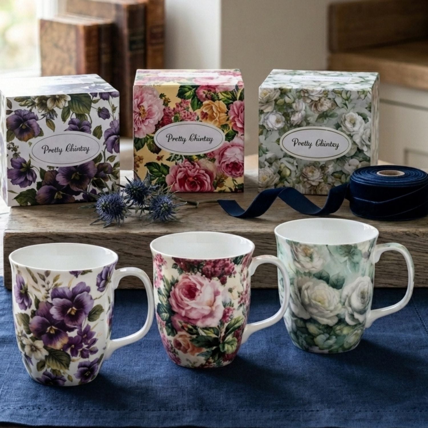 Ensemble de 3 tasses en chintz floral